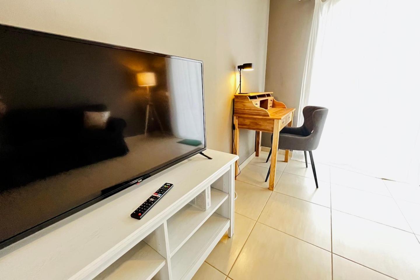 Marta Apartment - Balcony, Patio, Pool Ferrel  Εξωτερικό φωτογραφία
